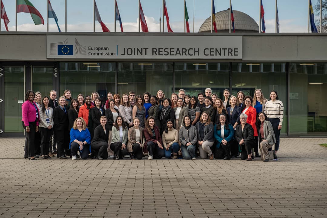 You are a true AIMS if you can find one AIMS member in this picture and a loyal NERS and Wolverine if you can find two more people from NERS!